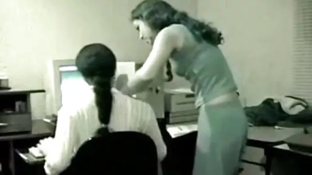 فحش افلام سکس ترکی آئیوی شیرووڈ لینے دو سفید مردوں میں ایک بار