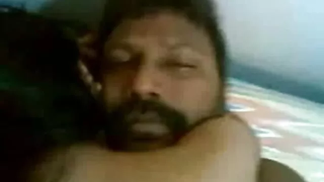 بالغ عورت سکس ترکی دانلود fingering بال کٹا ہوا