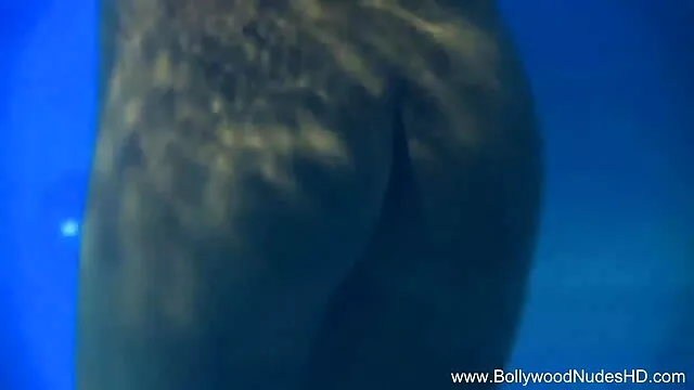 Brunette سو کے ساتھ ایک سیاہ فام آدمی فلم سکس ترکي ہے جو مسلسل