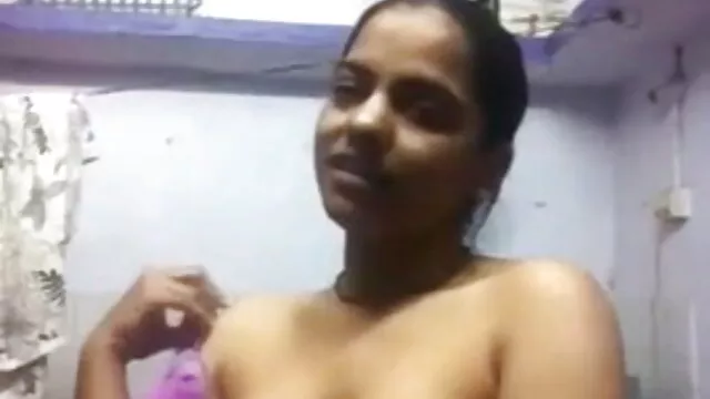 کیلی Capone سکسی ترکی اںگلیوں پول میں