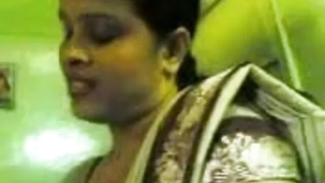 Brunette کاٹنا کے دانلود سکس ترکی ساتھ چلنے پارک میں