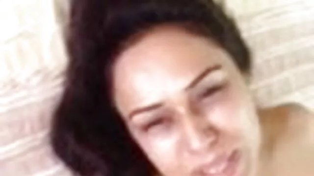 سرخ فلم های سکسی ترکی بالوں والی لڑکی خود کرتا ہے orgasm