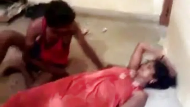 سنہرے بالوں والی کچلنے سریال سکسی ترکی موٹی