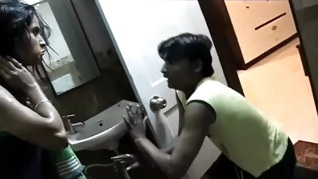سینٹر کی ہوس ہے ایک اس کے گدا میں انگلی کے سکی ترکی دوران اندام نہانی جنسی