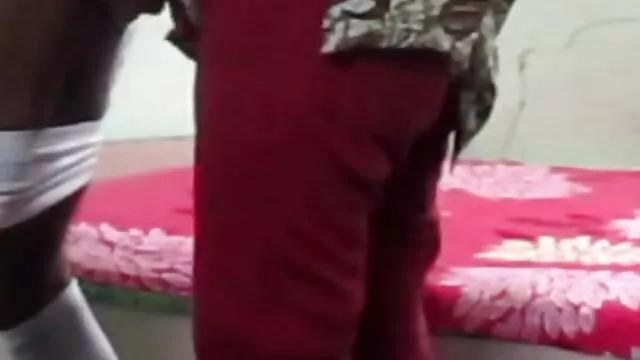 ہاتھ پھیرتے فیلم سکسی ترکی دیوی سوفی پر