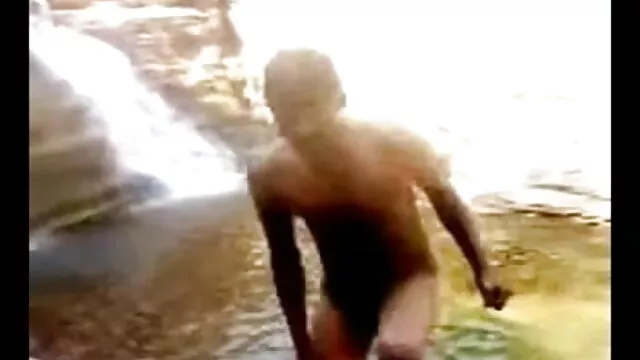 ماں کے سکسی دختر ترکی لئے بیٹی کو سکھاتا ڈک نگل