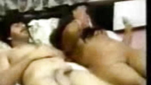 سنہرے بالوں والی آخر میں ڈریسر اور تکمیل فیلم سیکسی ترکی ان کے چہرے